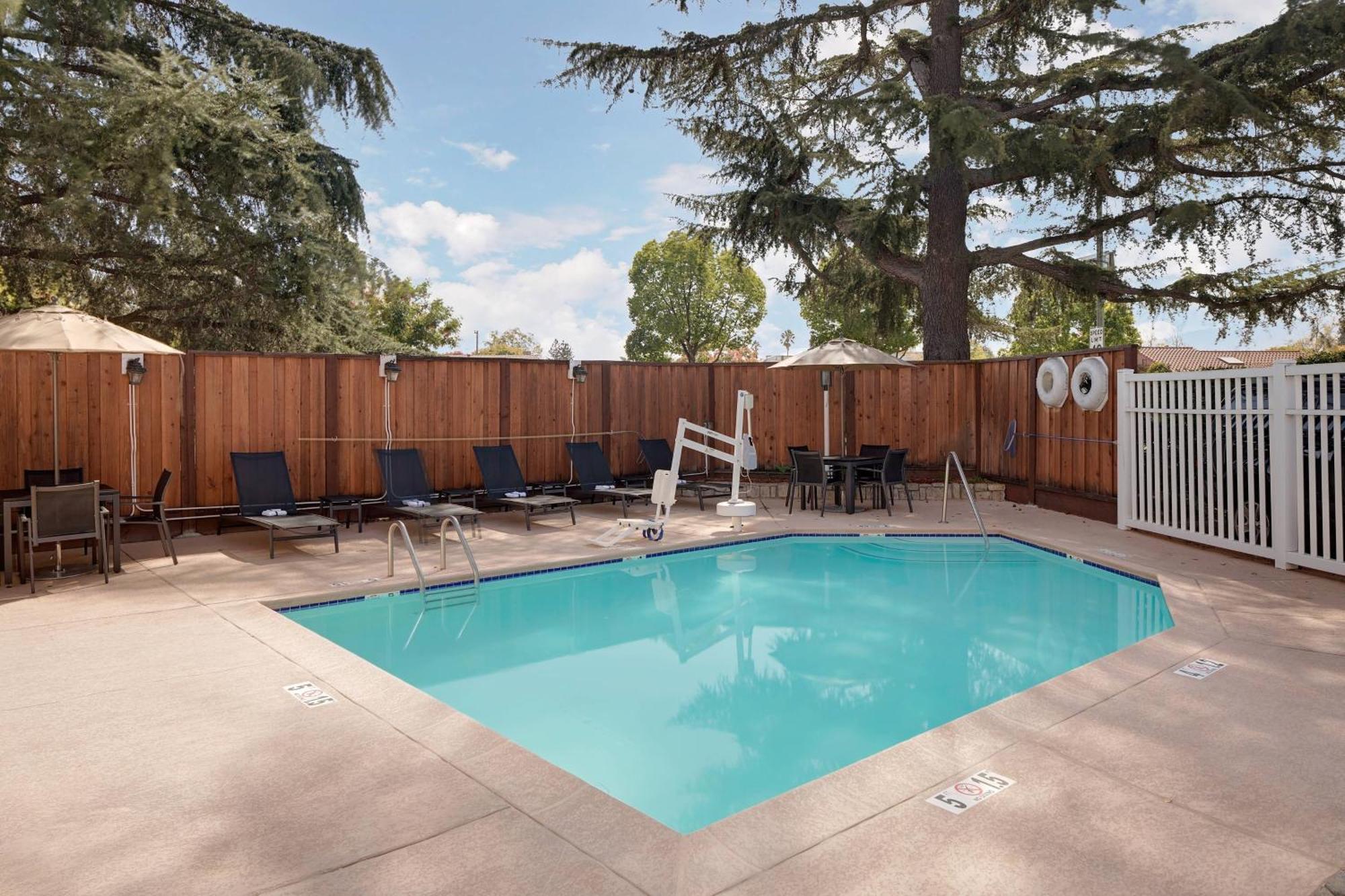 Residence Inn San Jose Кембъл Екстериор снимка
